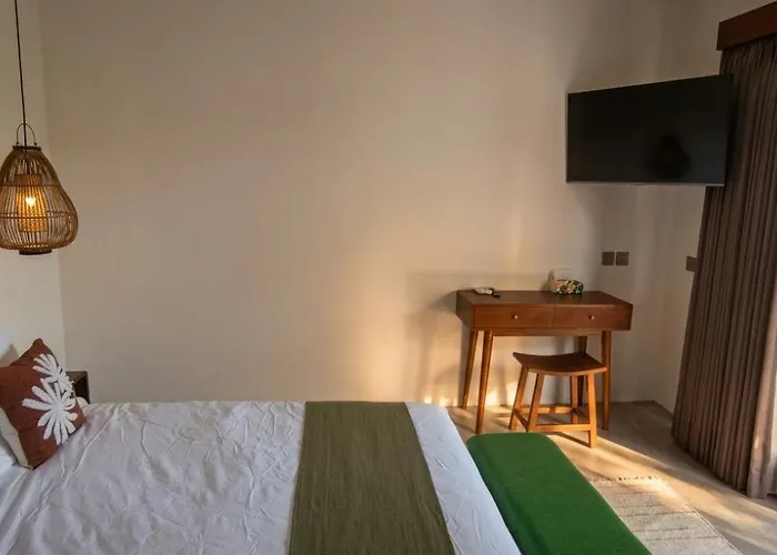 Gresh House Sayan Pensión